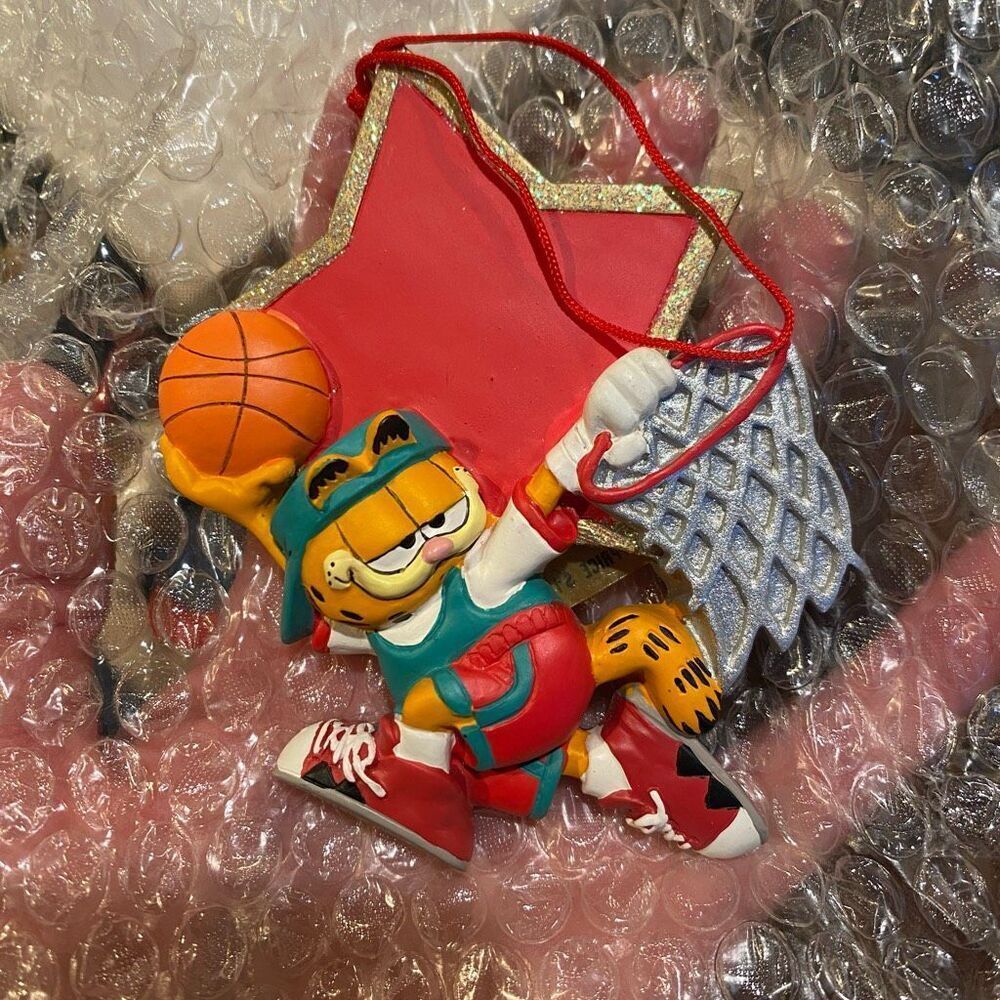 Vintage Garfield Basketball Ornament Personalizable Touchtone Music Button